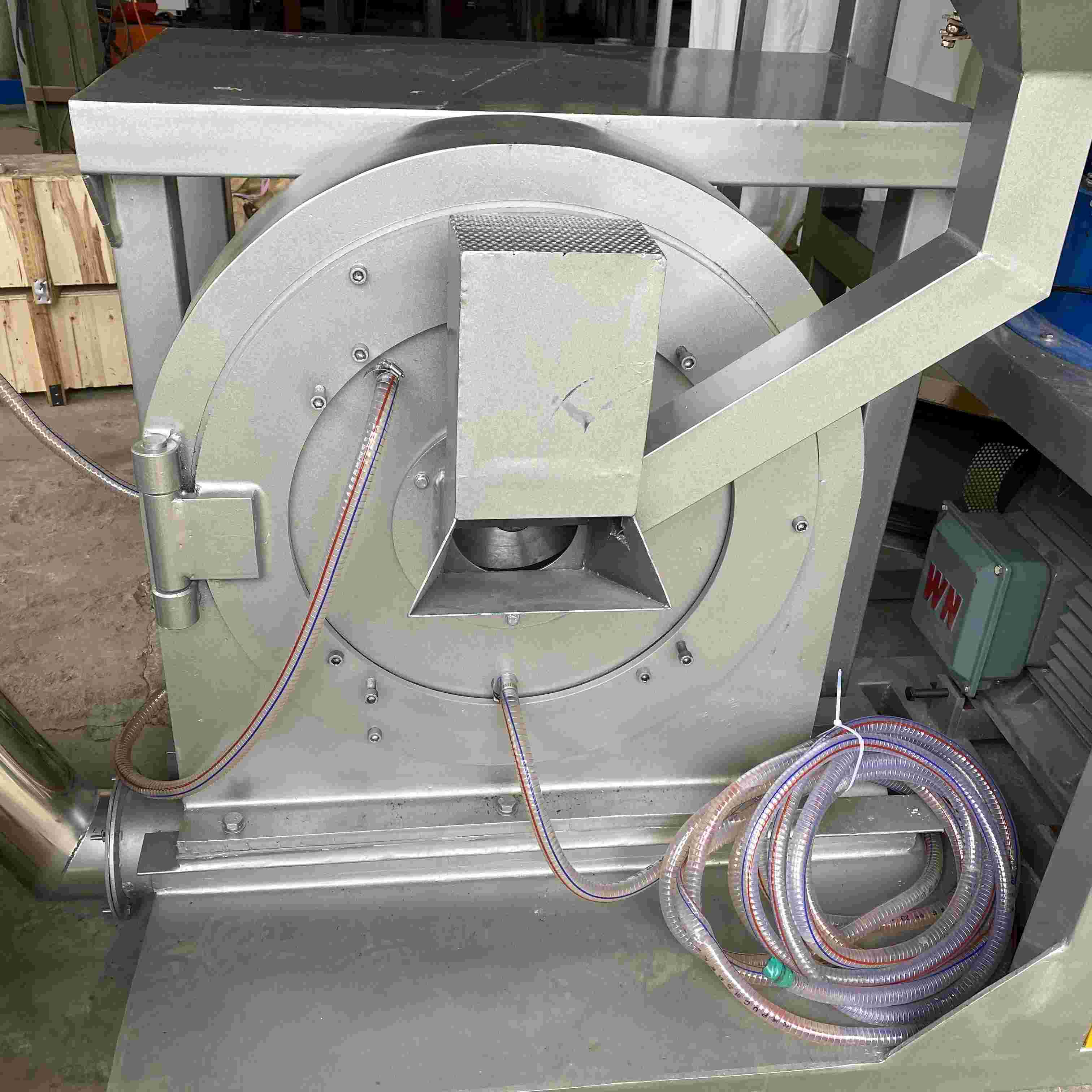 Plastic pulverizer machine manufacture