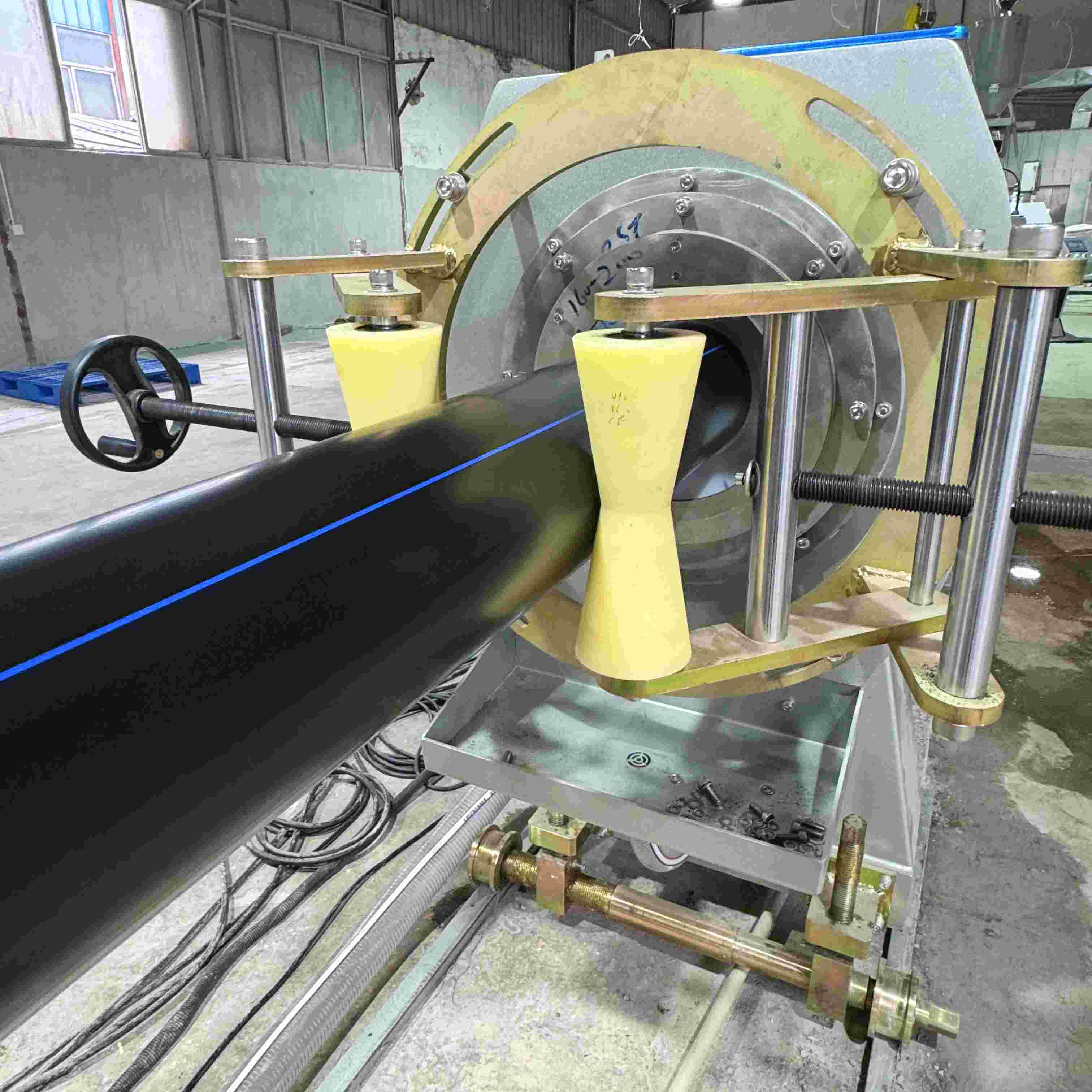 HDPE pipe extrusion line for water supply and drainage systems for gas transport agriculture