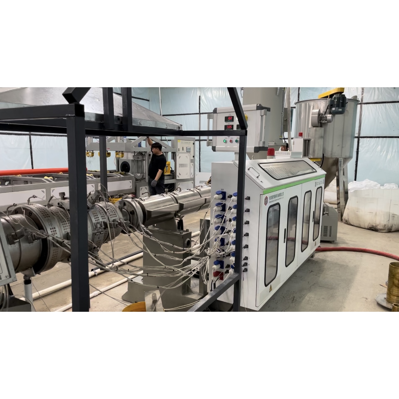 High-speed Energy-saving MPP Pipe Extrusion Line 