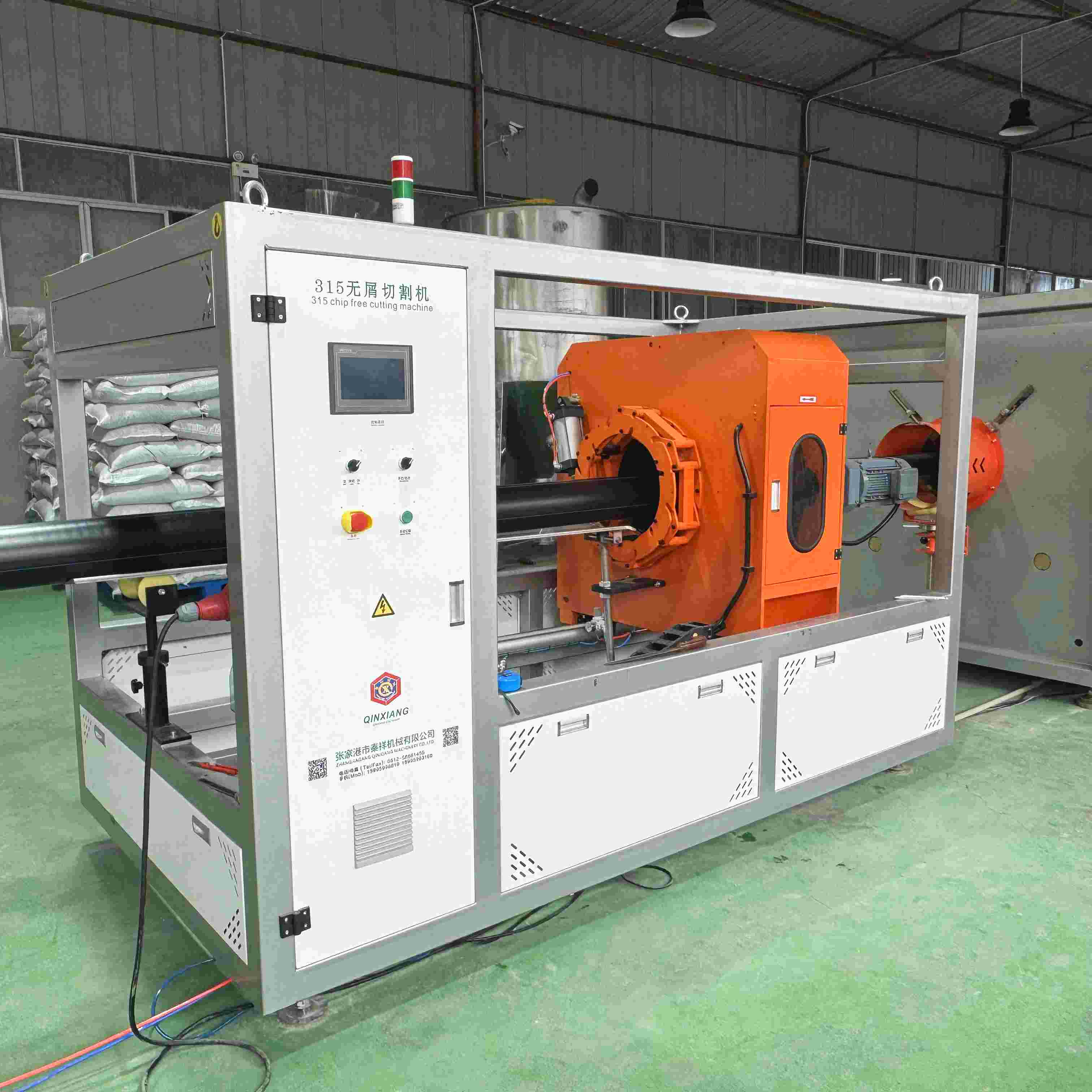 Plastic 315PE drainage water pipe extrusion line cutting machine cutter