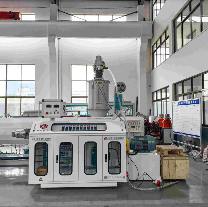 Precision Pipe Extrusion Line for Medical, Pharmaceutical, and Industrial Applications Precision Pipe Extrusion Line for Medical, Pharmaceutical, and Industrial Applications