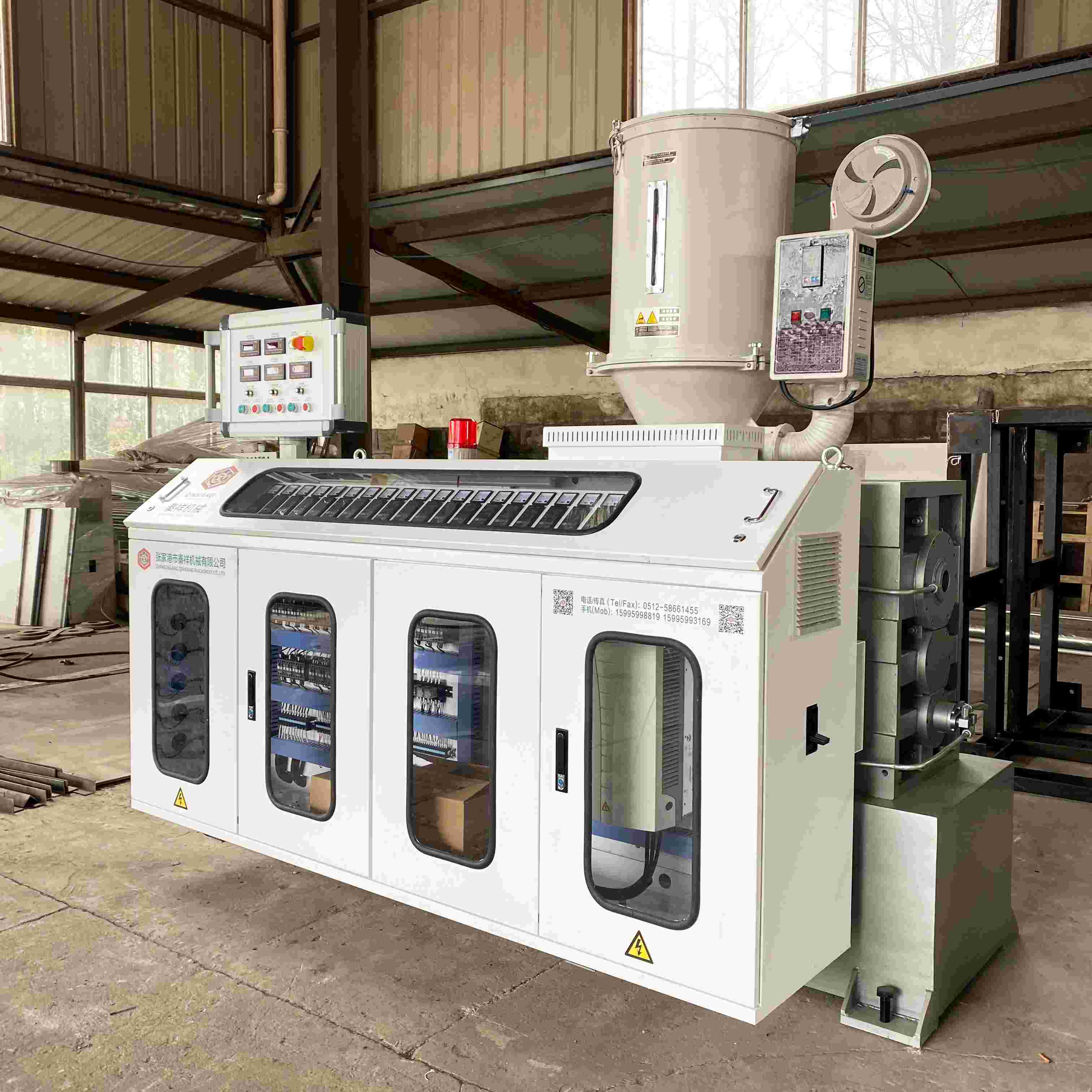 SJ65/38 high-speed and efficient single screw extruder Large electric cabinet control