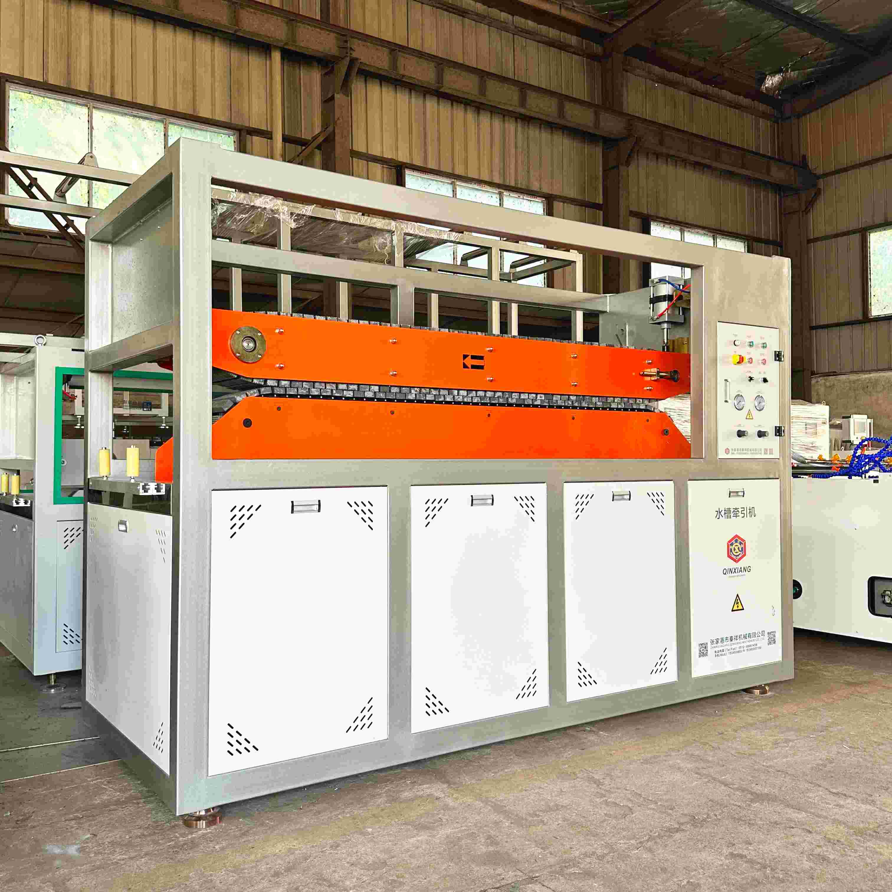 Plastic PP PE PVC ABS Profile Extrusion Line haul off machine